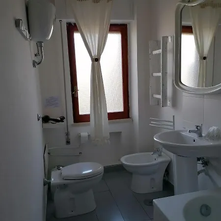 לינה וארוחת בוקר I 23 Passi La Matta מינטורנו